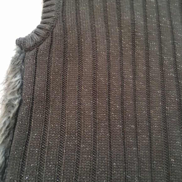 🆕💜Super Cute Girls Furry Justice Sweater Vest💜 - Picture 6 of 7